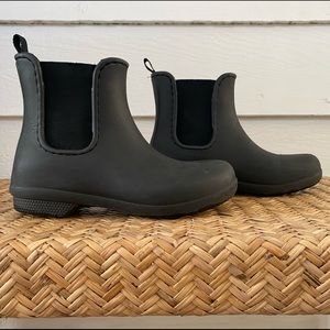CROCS Freesail Chelsea Rain Boots in Black